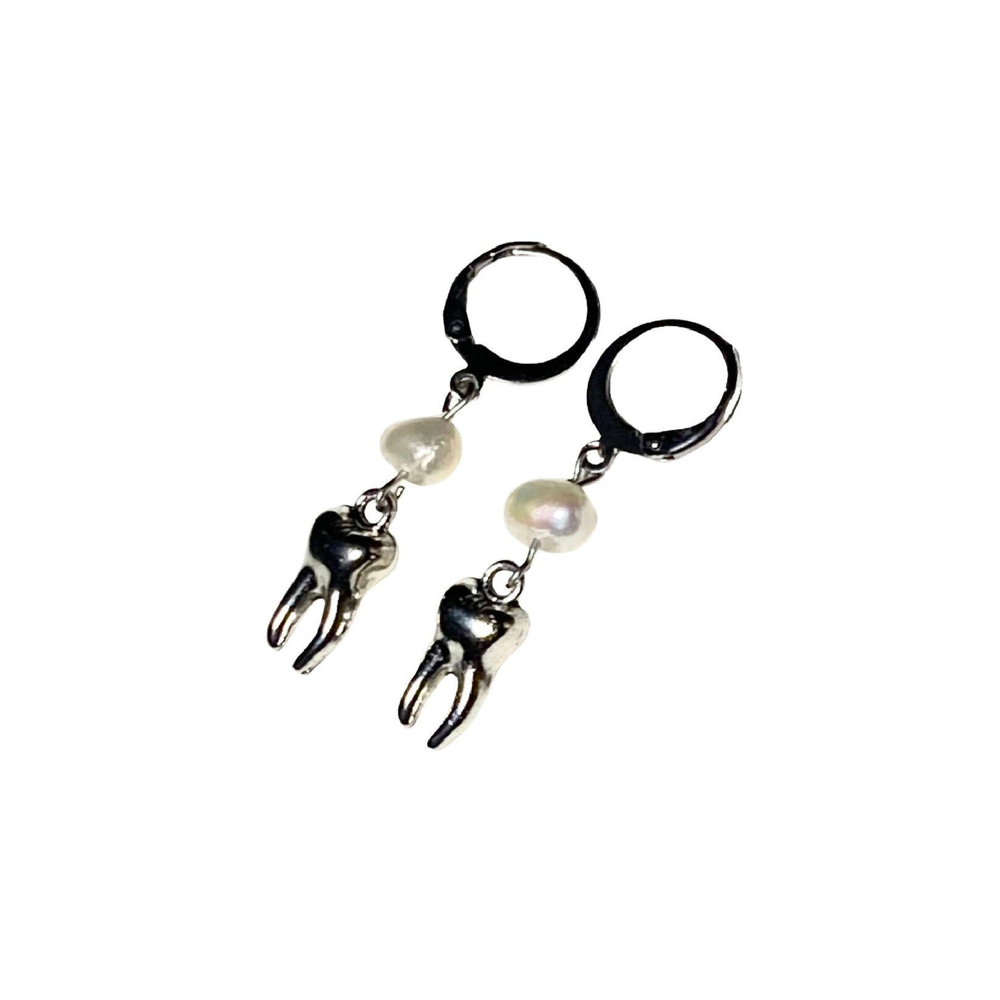 The Pearly White Earrings